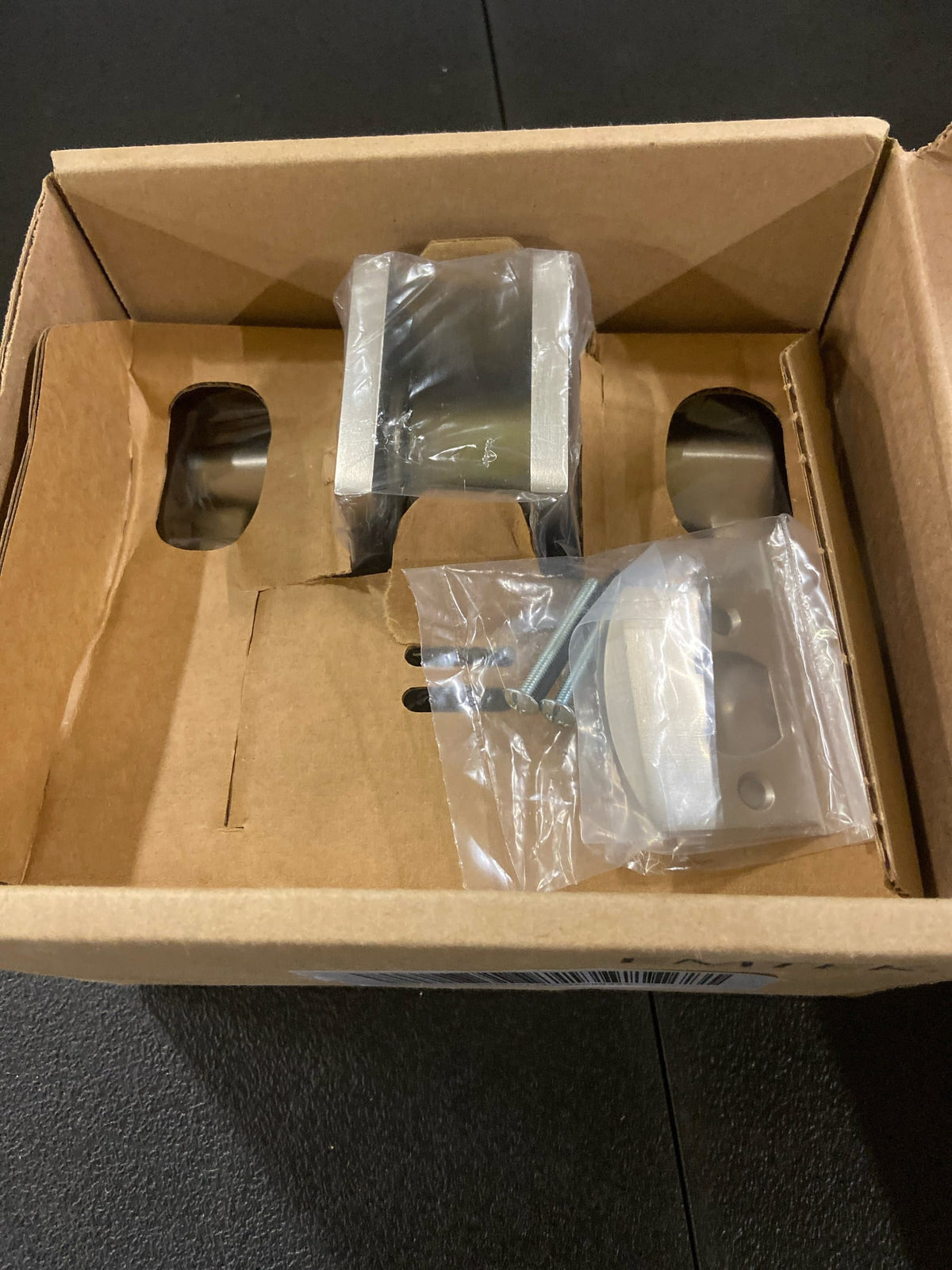 Emtek 5123HLOUS15LH Helios Left Handed Single Cylinder Keyed Entry Door Lever Set with Modern Rectangular Rose - Satin Nickel