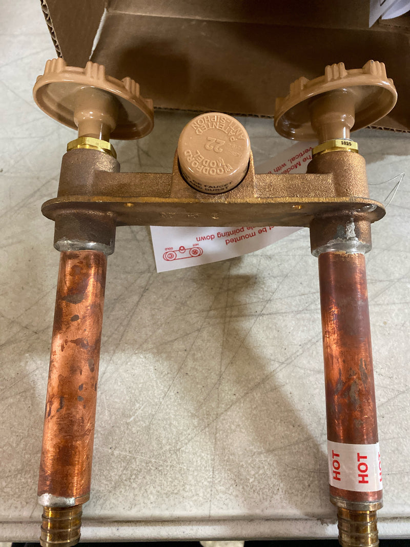 Woodford 22PX3-4-MH Horizontal Freezeless Faucet Provides Hot And Cold Water