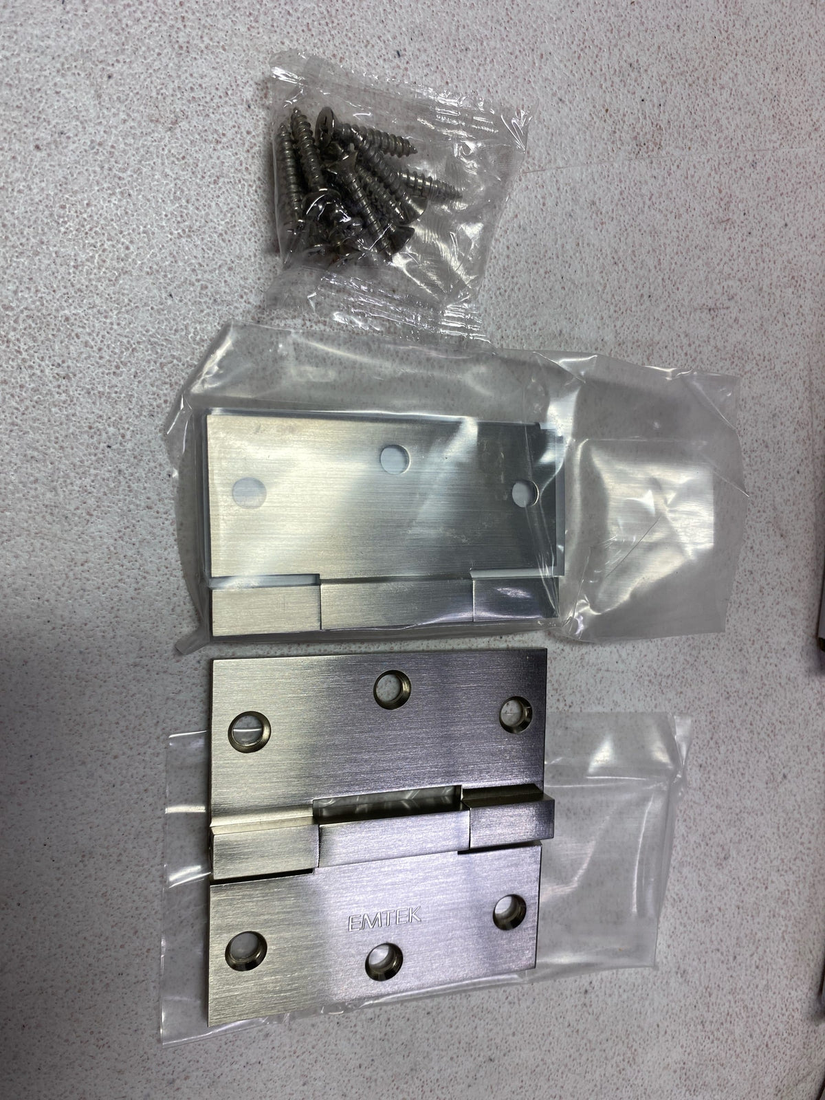 Emtek 9631314 Solid Brass Hinge 3.5" x 3.5" x 3.2mm US14 satin Nickel