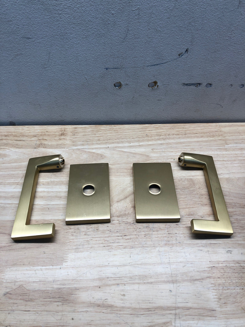 Emtek C510AGUS4 Argos Passage Brass Leverset with CF Mechanism - Satin Brass