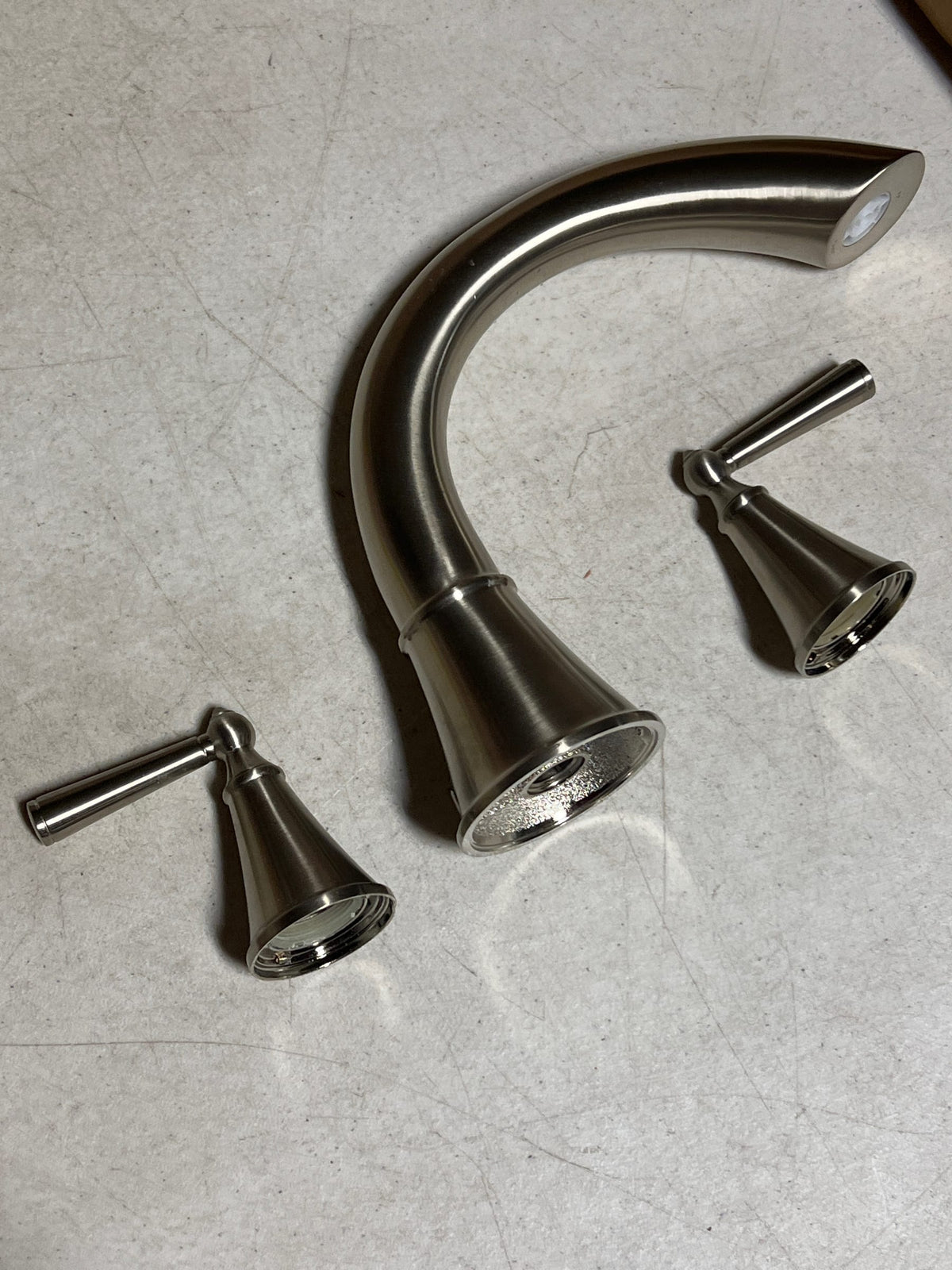 Pfister RT6-5GLK Saxton Deck Mounted Roman Tub Filler - Brushed Nickel