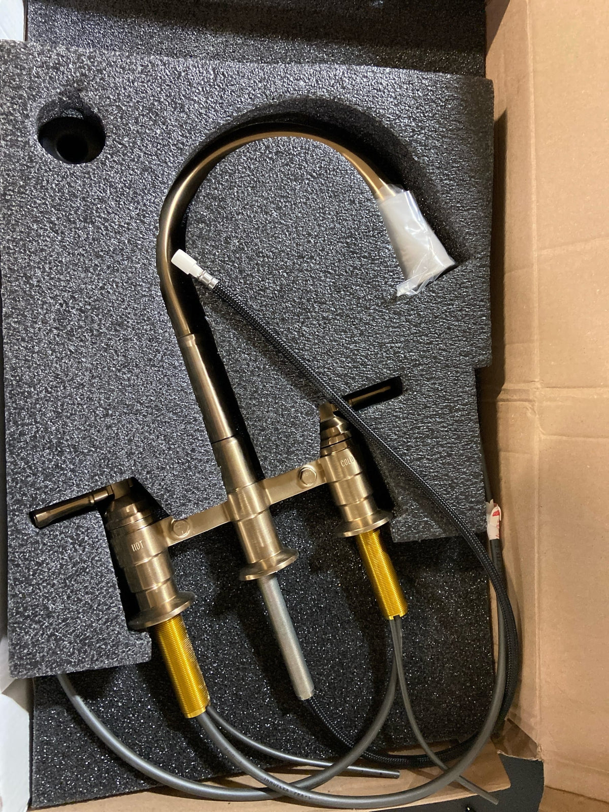Delta 2390L-CZ-DST - Kitchen Faucet