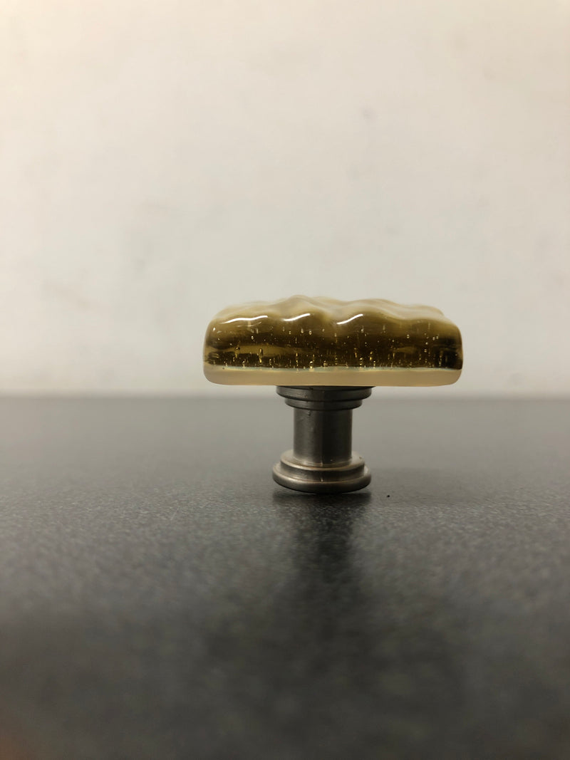 Sietto K-222-SN Glacier 1-1/4 Inch Square Cabinet Knob - Satin Nickel