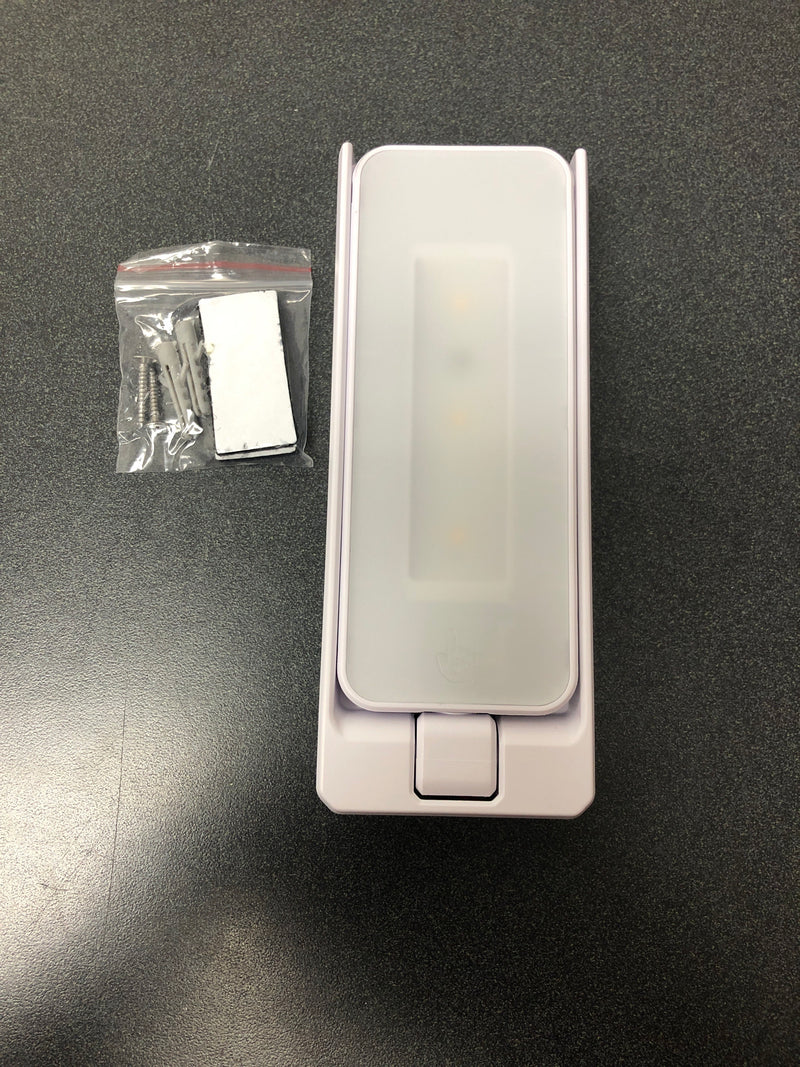 Energizer swivel touch-activated task light, battery operated, 38362