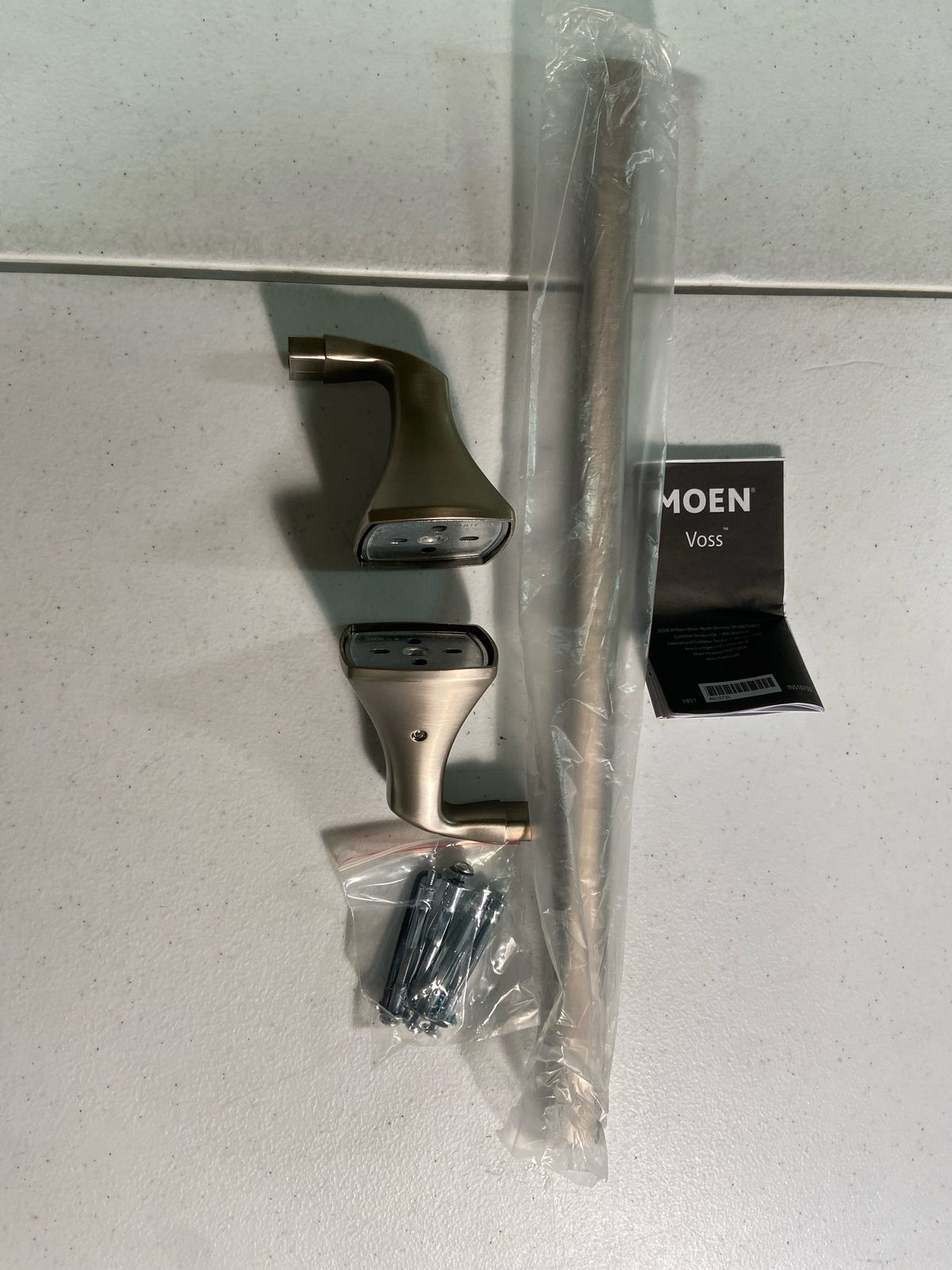 Moen Voss 18 in. Towel Bar in Brushed Nickel