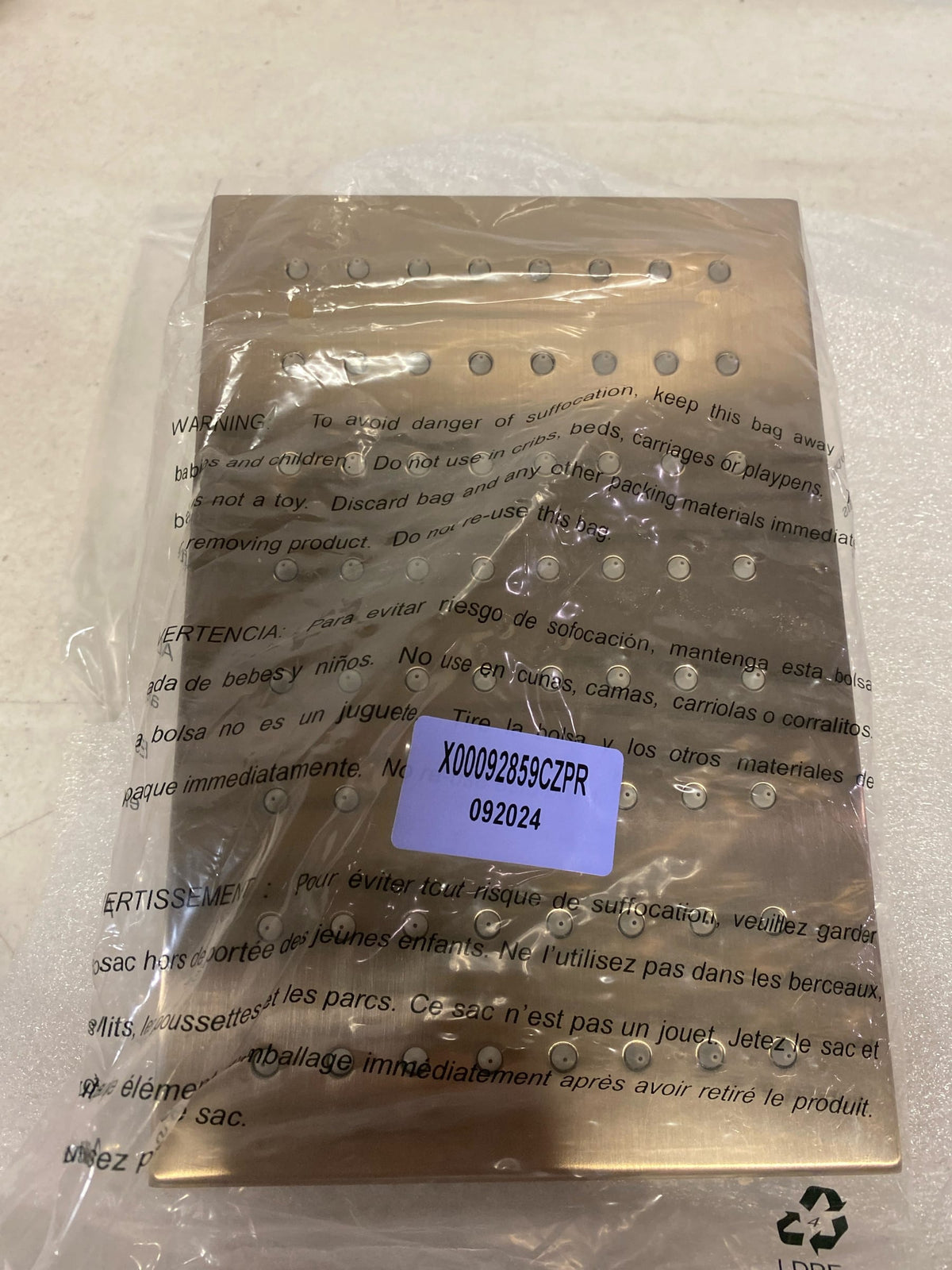 Delta RP91363CZPR Vero Gold 1-Spray Patterns 1.75 GPM 8.69 in. Wall Mount Fixed Shower Head in Lumicoat Champagne Bronze