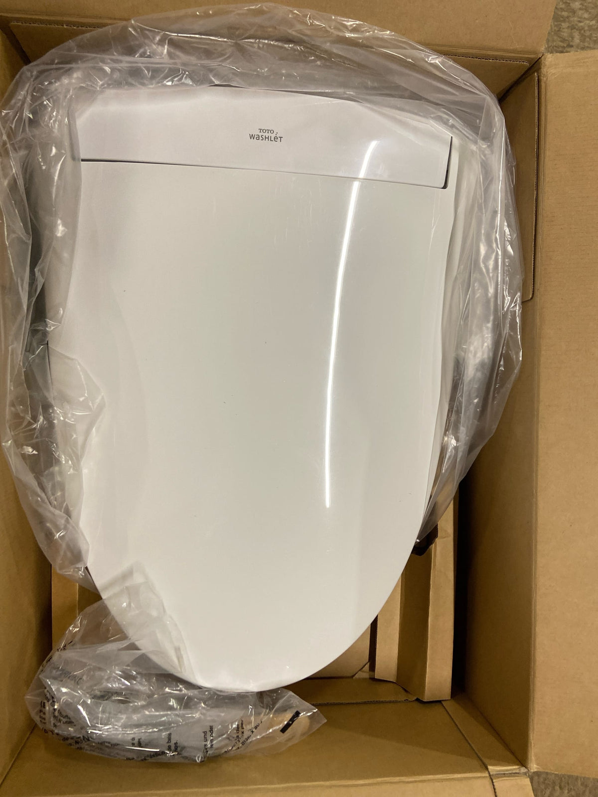 TOTO WASHLET KS6 Electronic Bidet Toilet Seat with Instantaneous Water Heating, PREMIST and EWATER+ Wand Cleaning, Elongated, Cotton White - SW3946#01
