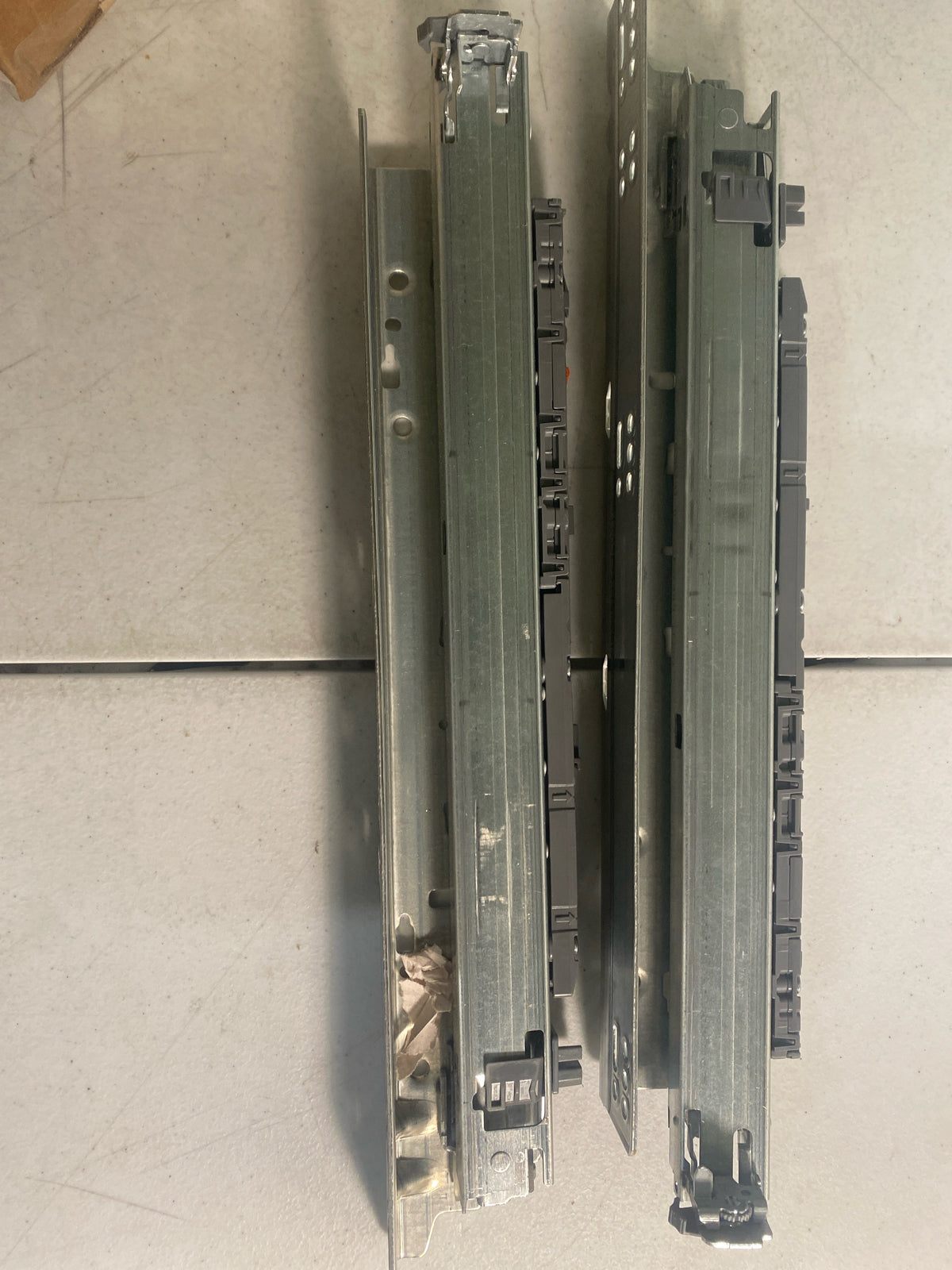 Blum 763.3810S Movento 15" Full Extension Concealed Undermount Drawer Slide