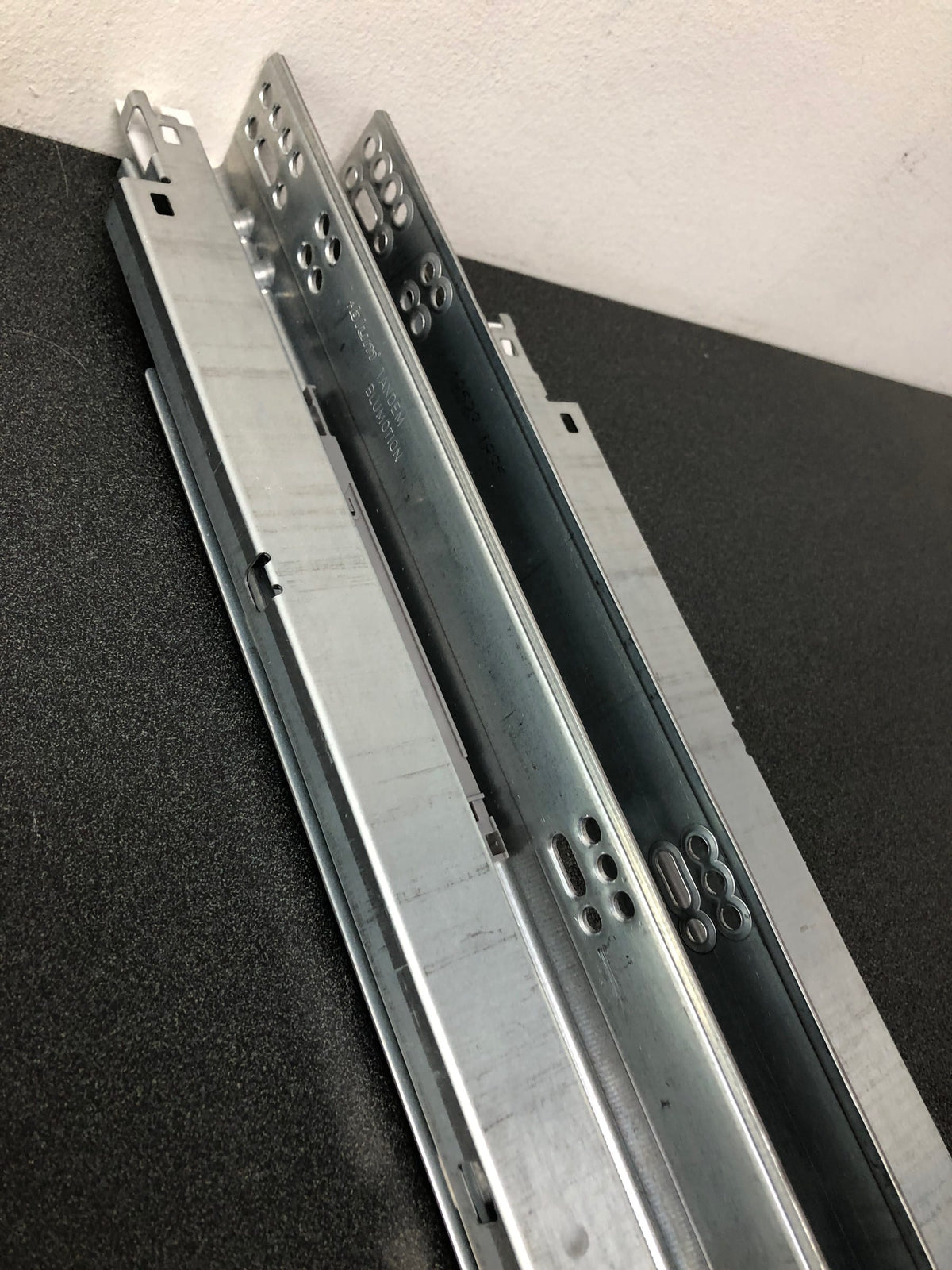 Blum 563.5330B TANDEM 21 Inch Full Extension Concealed Undermount - Zinc Plated