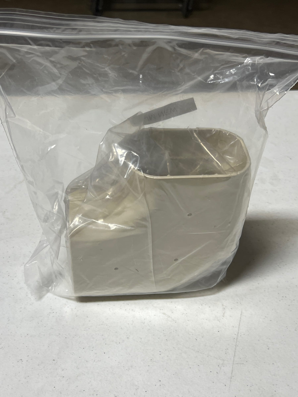 Mitsubishi NE-100 Line-Hide Size 100 90 Degree Horizontal Elbow Line Set Cover - Ivory