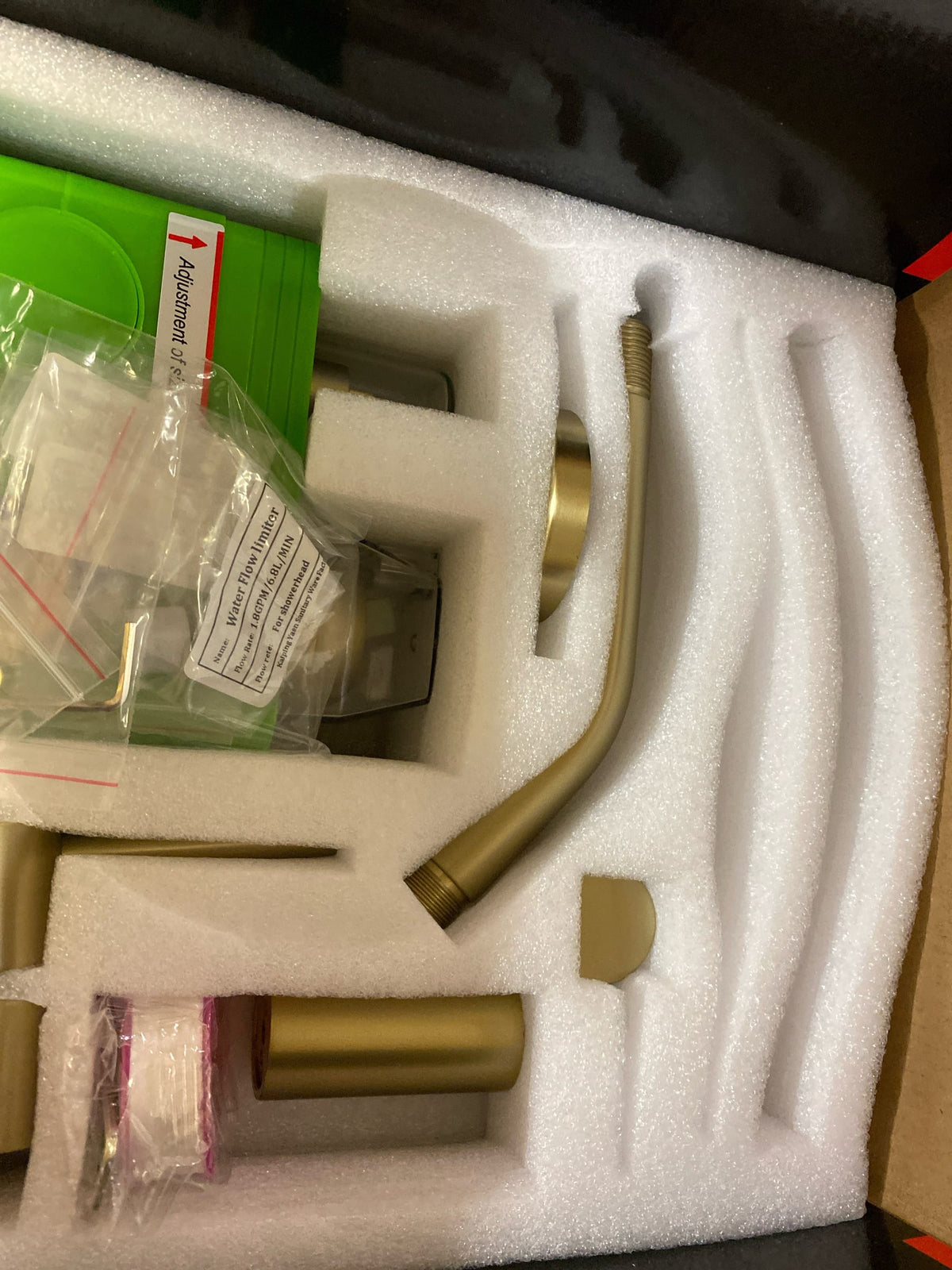 Sumerain S3223BGI-HD Modern 1-Handle 1-Spray Shower Faucet 1.8 GPM with Hand Shower in Brushed Gold (Valve Included)