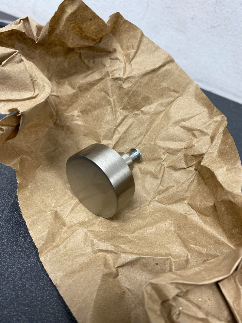 Baldwin 4405150BIN Contemporary 1-1/2 Inch Mushroom Cabinet Knob from the Estate Collection - Satin Nickel