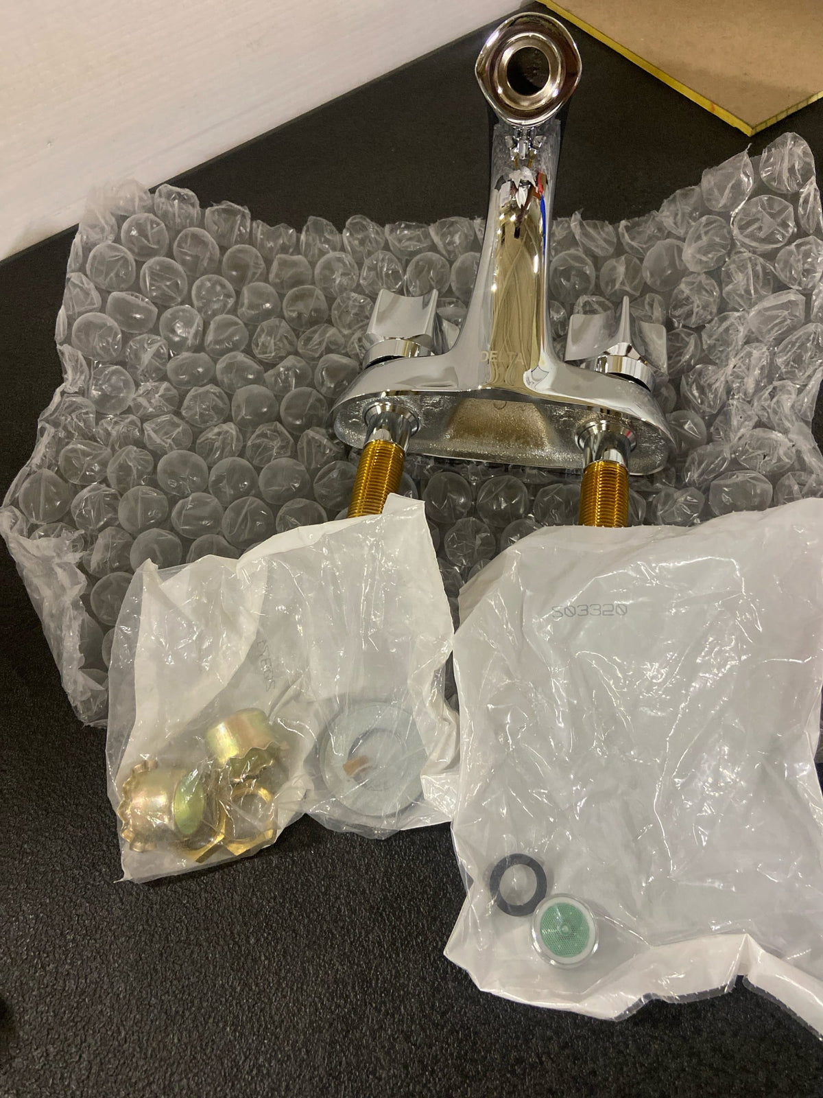 Delta 21c149 Commercial Faucet