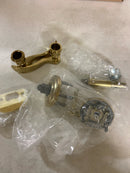 Baldwin PVCURLTRR003 Curve Privacy Leverset with Traditional Round Rose - Left Handed - Polished Brass