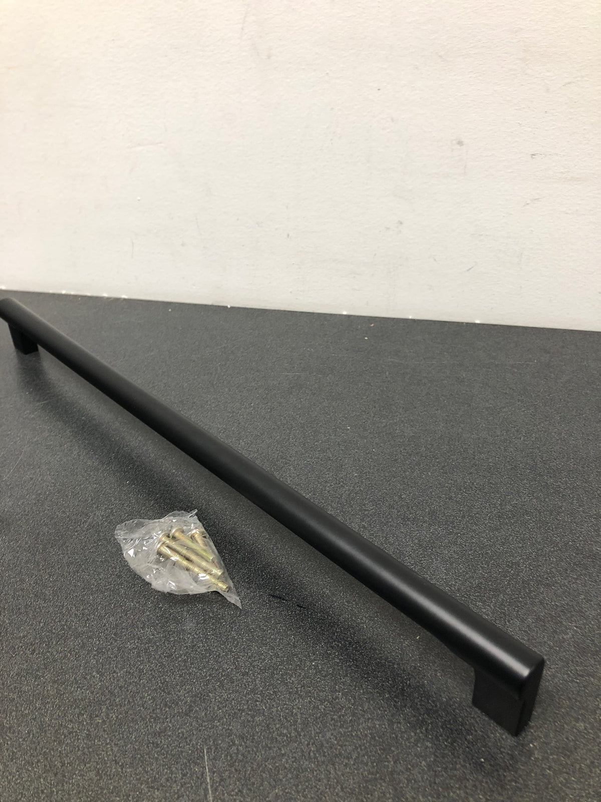 Atlas Homewares Whittier Appliance Pull 18 Inch Matte Black