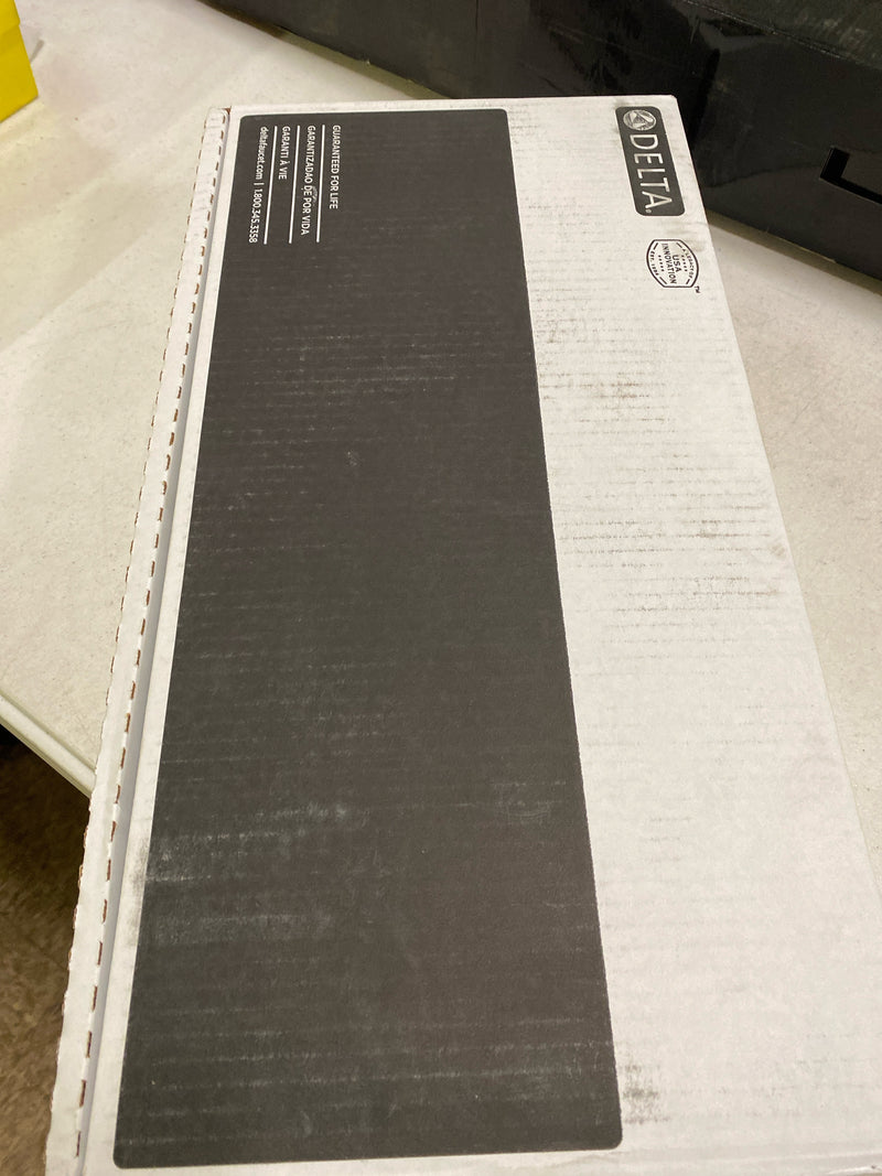 Delta 559LF-MPU Trinsic Single Hole Single-Handle Bathroom Faucet with Metal Drain Assembly in Chrome