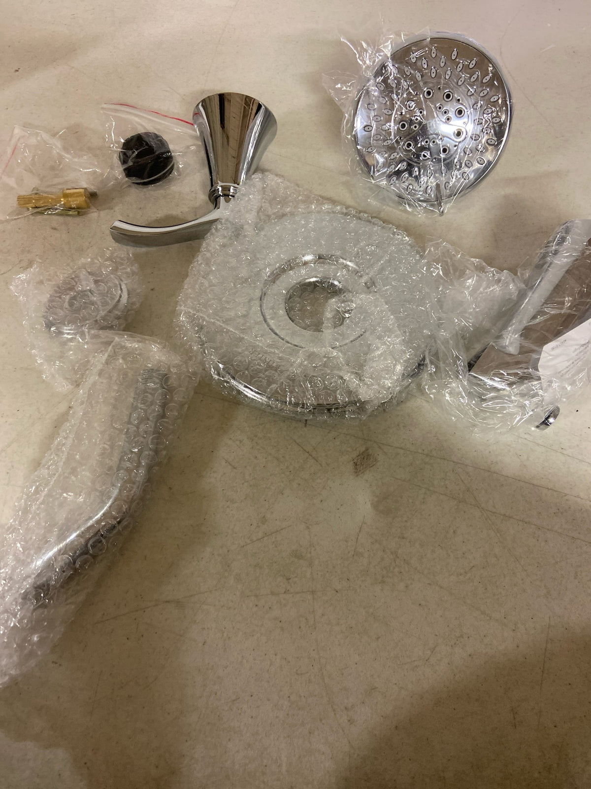 Pfister LG89-8WD Woodbury Tub and Shower Trim Package with 1.8 GPM Multi Function Shower Head, Quick Connect Diverter Tub Spout, Secure Pfit, and Pforever Seal - Polished Chrome