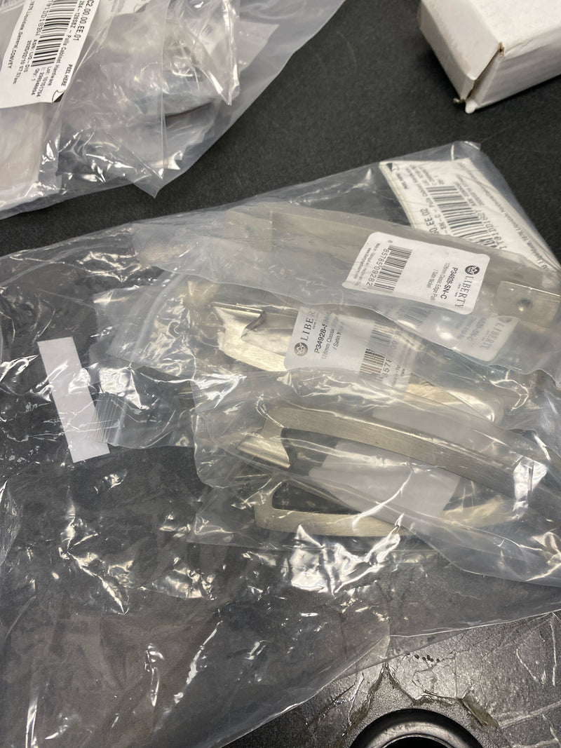 Liberty Hardware P34928-C Classic Edge 5" Center To Center Handle Cabinet Pull - Nickel