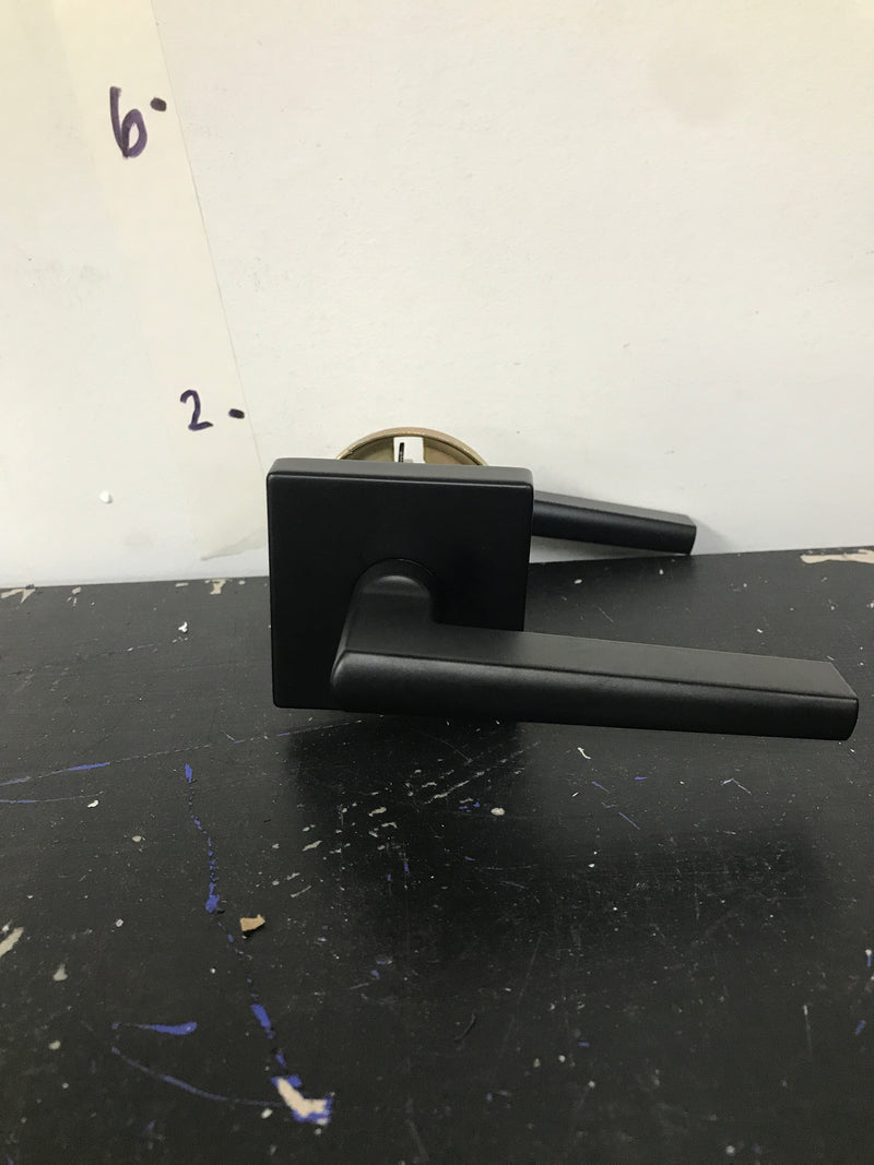 Delaney hardware 353519 Black Vida Hall/Closet Door Lever with Square Backplate