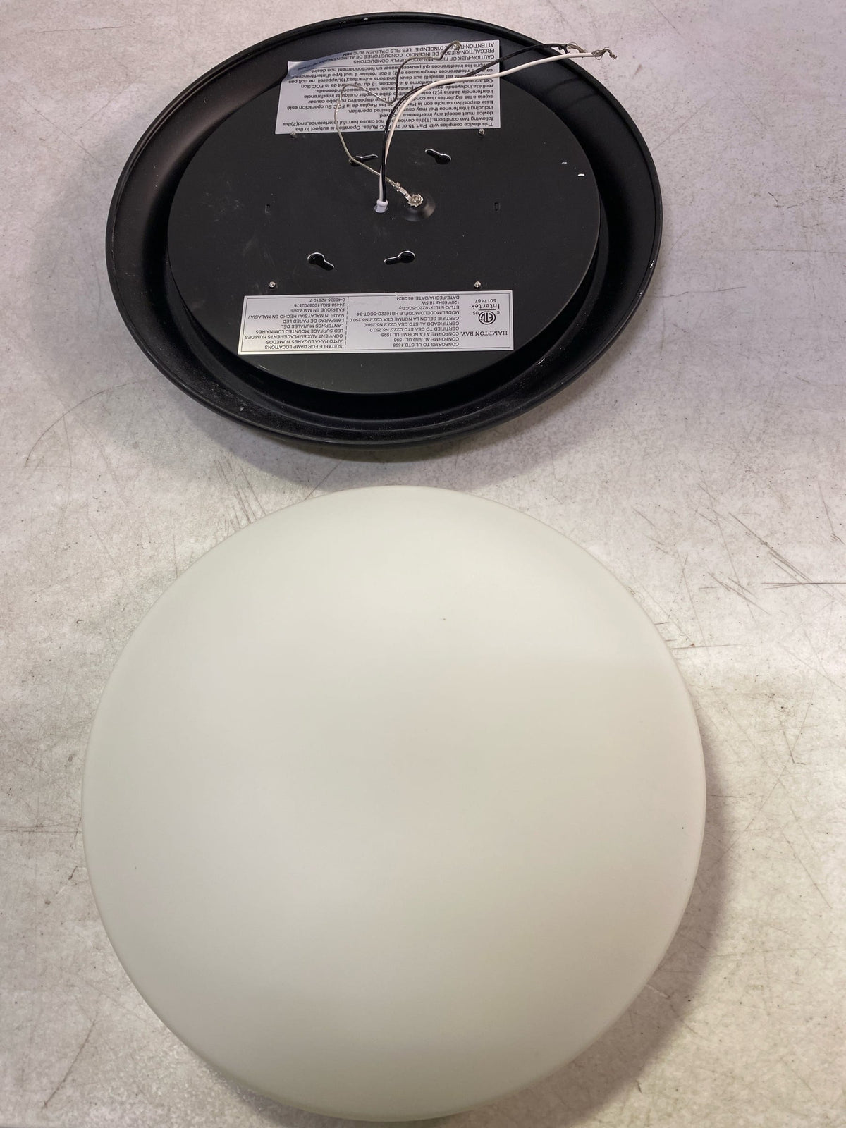 Hampton bay HB1022C-5CCT-34 Stetson 11 in. 1-Light Satin Bronze Integrated LED Selectable CCT Ceiling Flush Mount with Frosted White Glass Diffuser