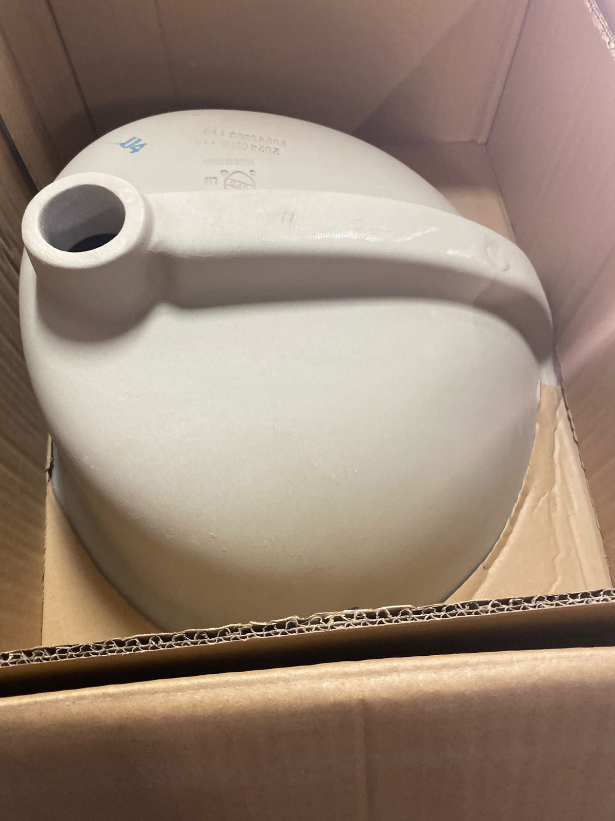 Signature Hardware SHU1714WH Mangrove 20" Oval Vitreous China Undermount Bathroom Sink - White