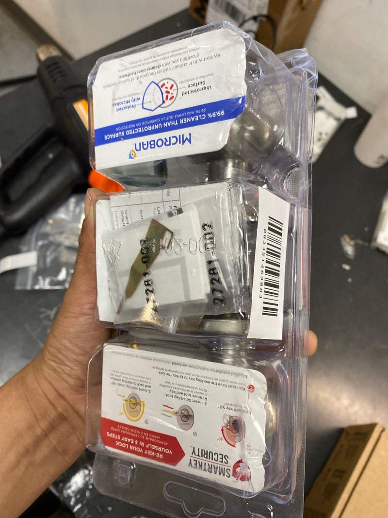 Kwikset Juno Entry Door Knob with Lock and Key, Secure Keyed Handle Exterior, Front Entrance and Bedroom, Satin Nickel, Pick Resistant SmartKey Rekey Security and Microban, 2