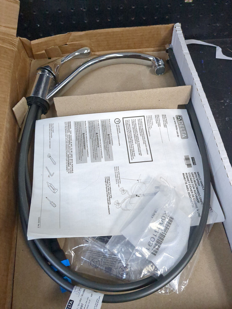 Delta 141-DST Collins Lever Single-Handle Standard Kitchen Faucet in Chrome