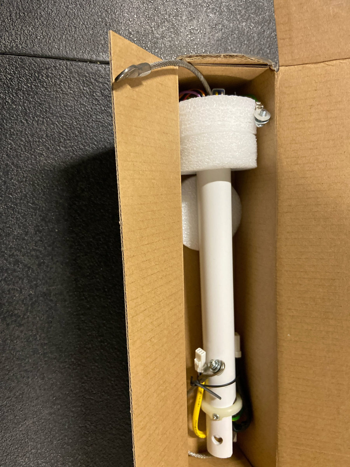 Big Ass Fans 011431-10-005 Haiku Coastal 10" Downtube Assembly - White