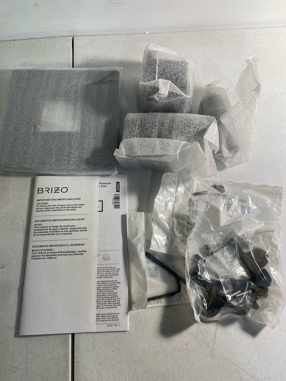 Brizo T60P080-BL Siderna Pressure Balanced Valve Trim with Single Handle Lever Handle - Matte Black