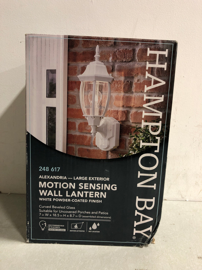 Hampton bay HBI-4192-WH Alexandria 17.3 in. White Farmhouse 180-Degree Motion Sensor Outdoor 1-Light Wall Sconce