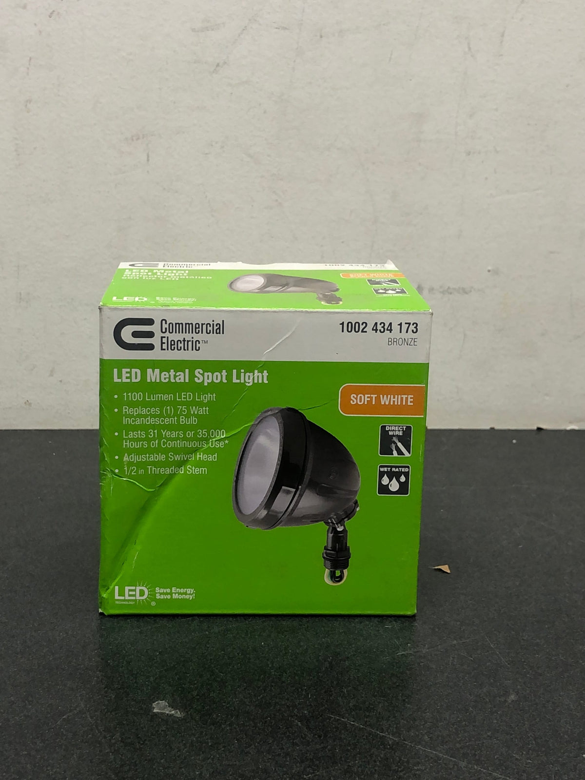 Commercial electric SPTM-1401 14-Watt 1100 Lumens CE Bronze Hardwired Integrated LED Metal Spot Landscape Flood Light