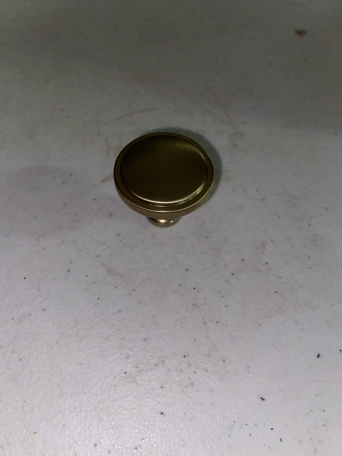 Amerock BP37460BBZ Faircrest 1-1/4 in. (32mm) Diameter Golden Champagne Classic Round Cabinet Knob