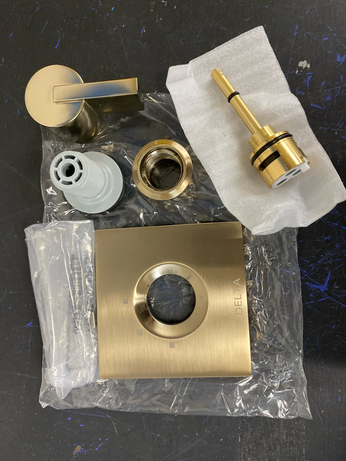 Delta T11853-CZ Vero Three Function Diverter Valve Trim Less Rough-In Valve - Two Independent Positions, One Shared Position - Champagne Bronze