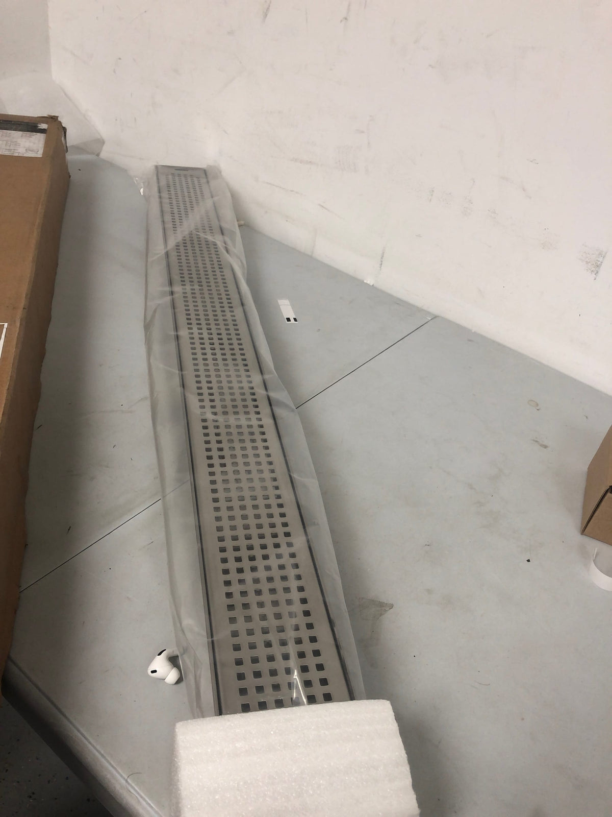 40" LUXE Linear Shower Drain - Squares