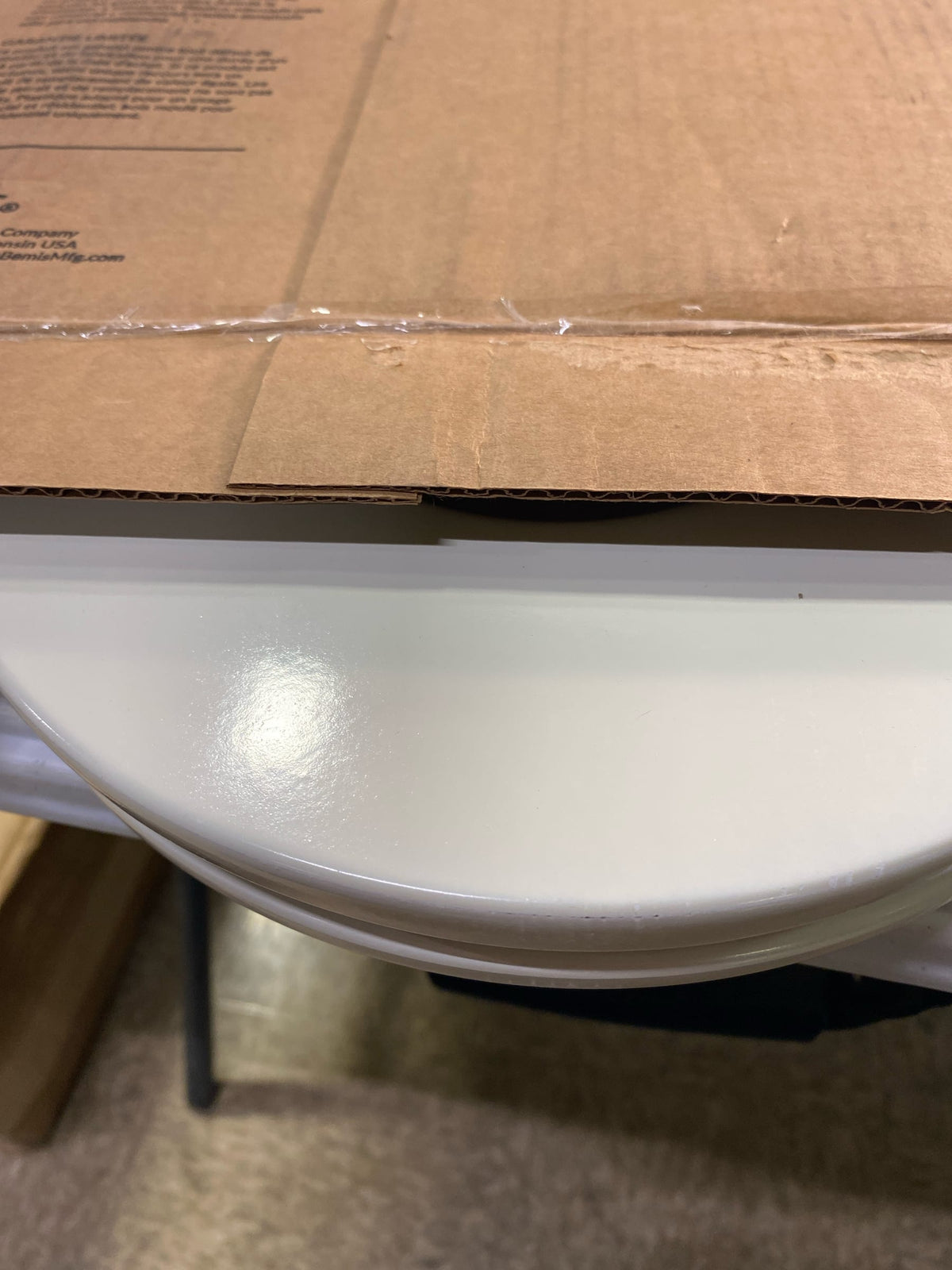 Bemis Elongated Molded Wood Toilet Seat with Easy-Clean & Change Hinge
