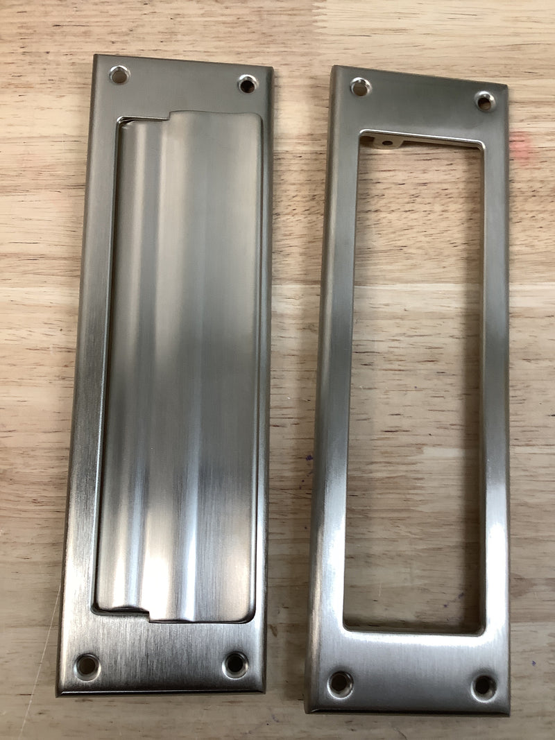 Baldwin 0017056 Magazine Sized Spring Tension Brass Letter Box Plate with Hinged Interior Cover - Lifetime Satin Nickel