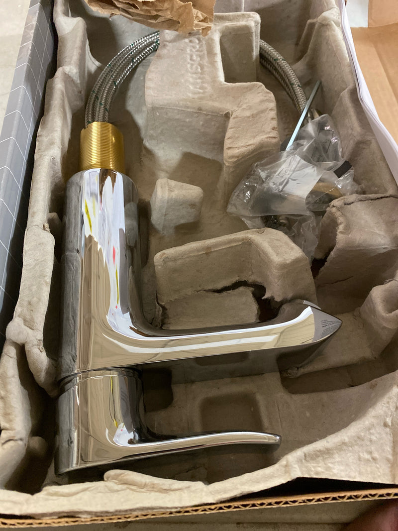 Hansgrohe 31204001 Metris 1.0 GPM Single Hole Bathroom Faucet with EcoRight and Quick Clean Technologies - Less Drain Assembly - Chrome