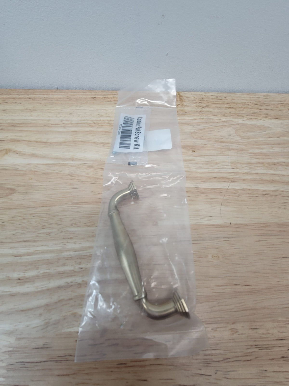 Emtek 86471US4 Blythe 3-1/2 Inch Center to Center Handle Cabinet Pull - Satin Brass
