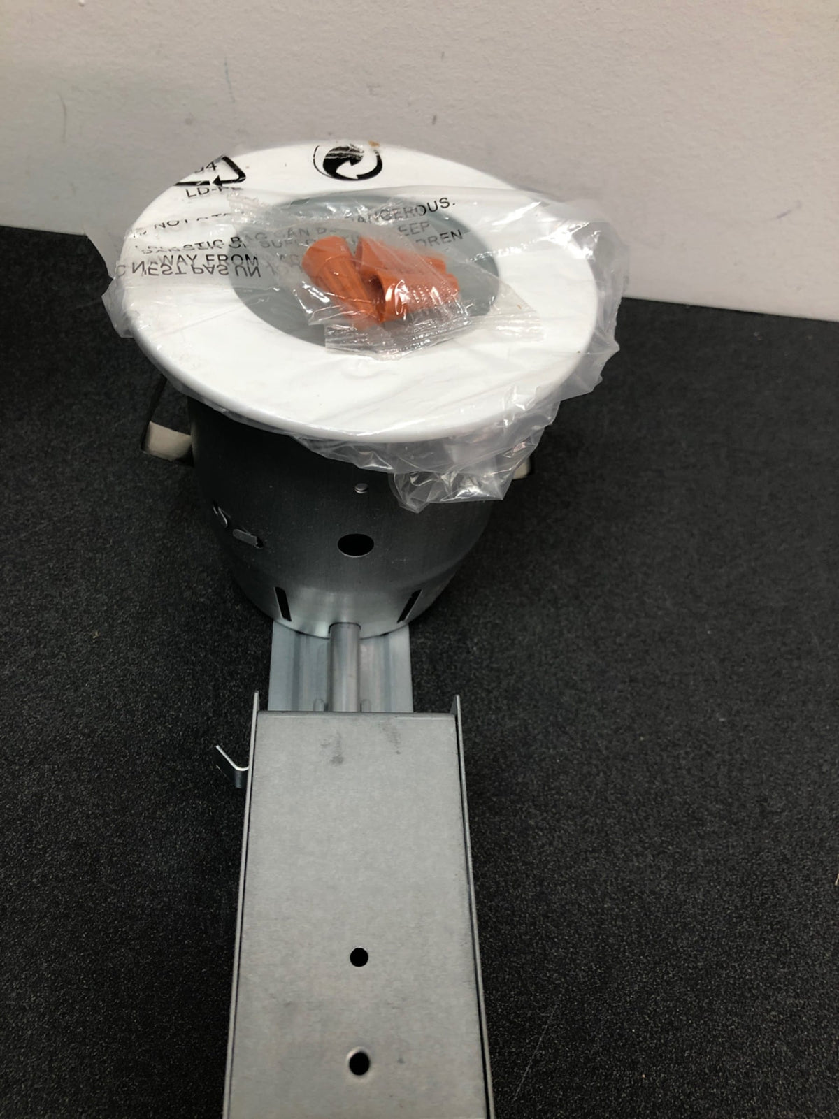 Globe Electric 90663 4" GU10 Recessed Trim and Remodel Housing- IC Rated - White