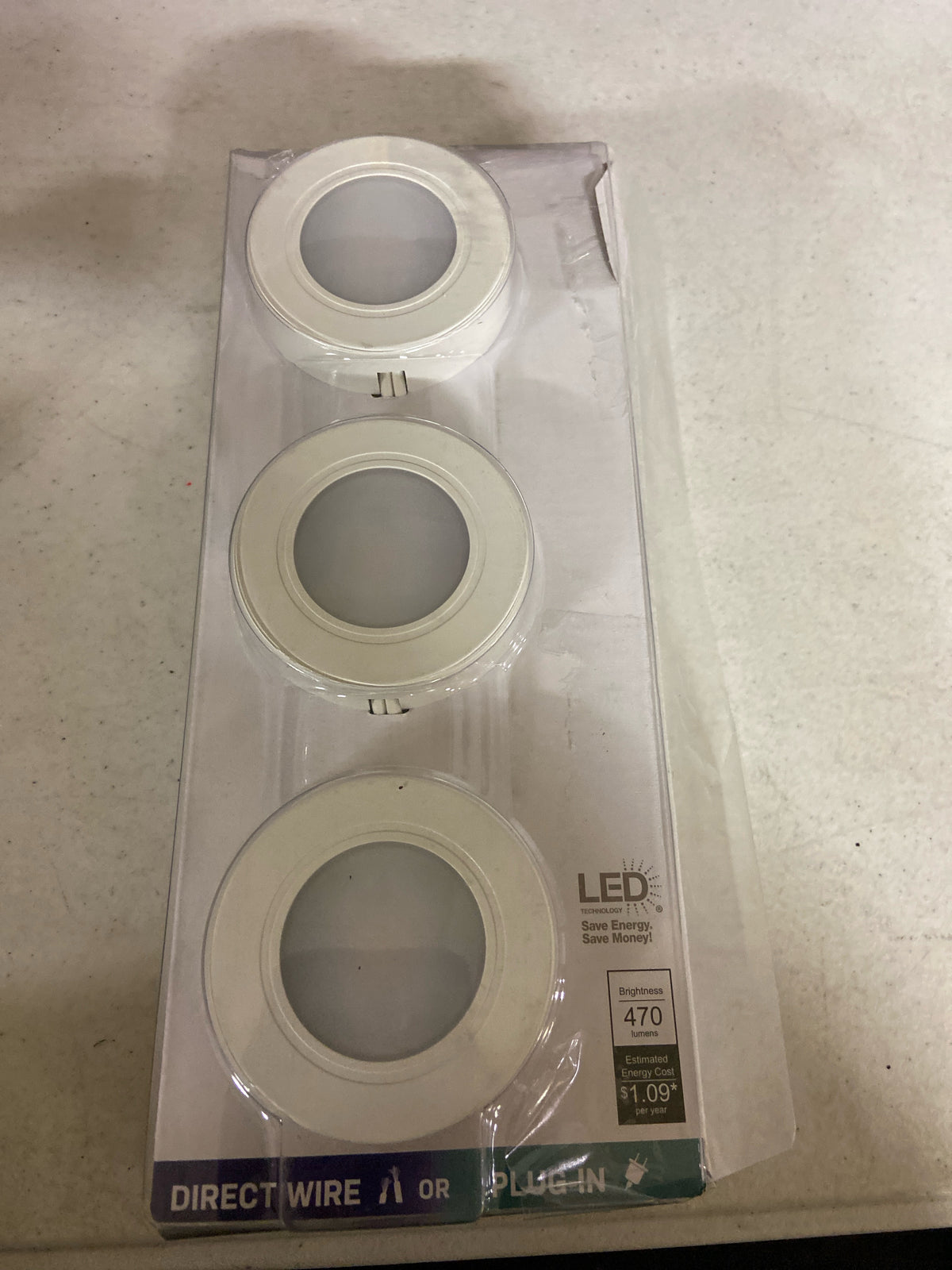 Private brand unbranded 22333NKITJ-WH Plug-In 3-Light White Dimmable Integrated LED Under Cabinet Puck Light with J-box