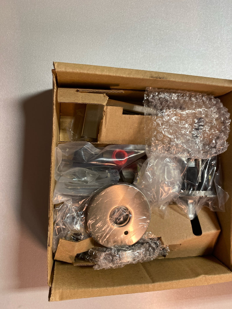 Emtek 5209DTUS15RH Dumont Right Handed Privacy Door Lever Set with Disk Rose from the Brass Modern Collection - Satin Nickel