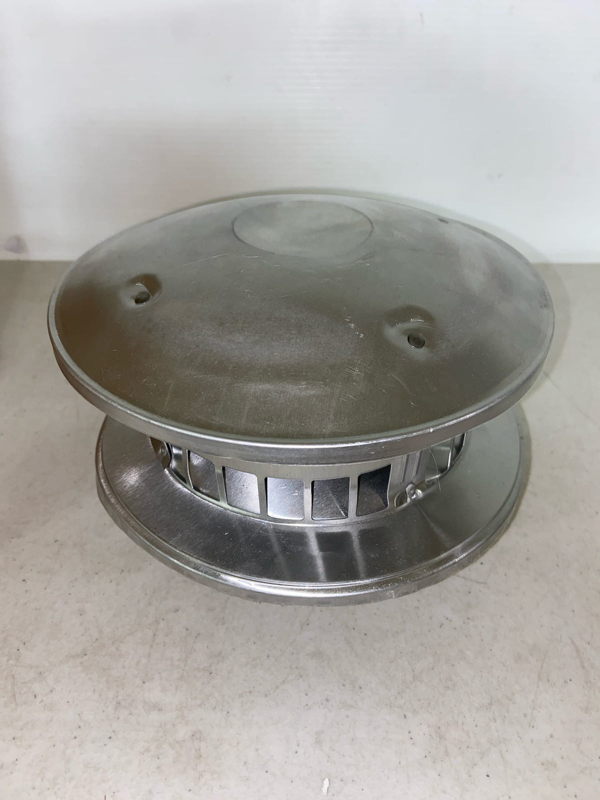 DuraVent 4BVDC 4" Inner Diameter - Type B Round Gas Vent Pipe - Double Wall - Chimney Cap - Aluminum