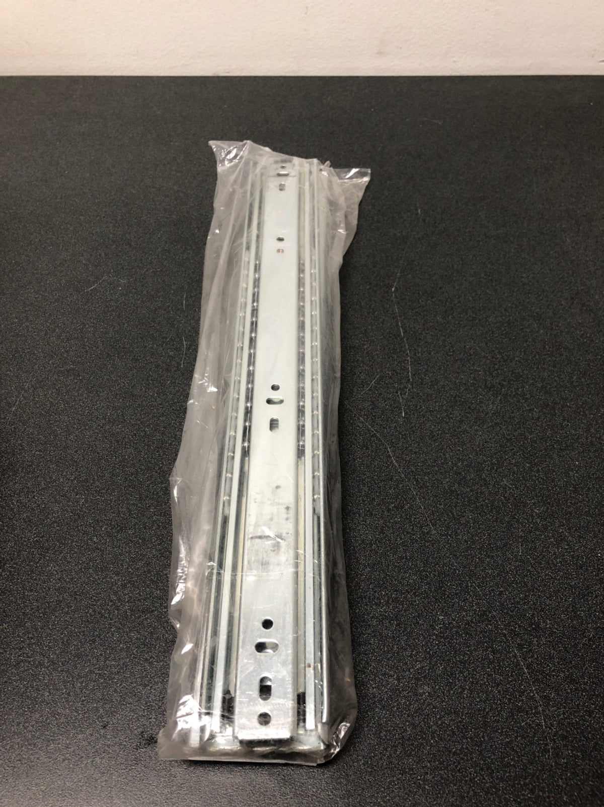 Hardware Resources 300FU16 300FU Series 16 Inch Full Extension Side Mount Ball Bearing Drawer Slide with 150 Lbs. Weight Capacity - Pair - Zinc