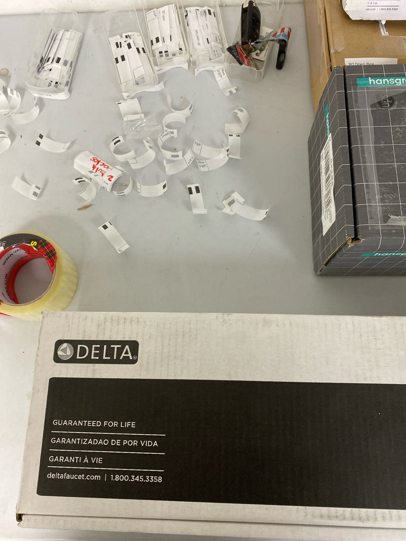 Delta 15840LF-PD Arvo 1.2 GPM Single Hole Bathroom Faucet with Pull Down Spout and Push Pop-Up Drain Assembly - Chrome