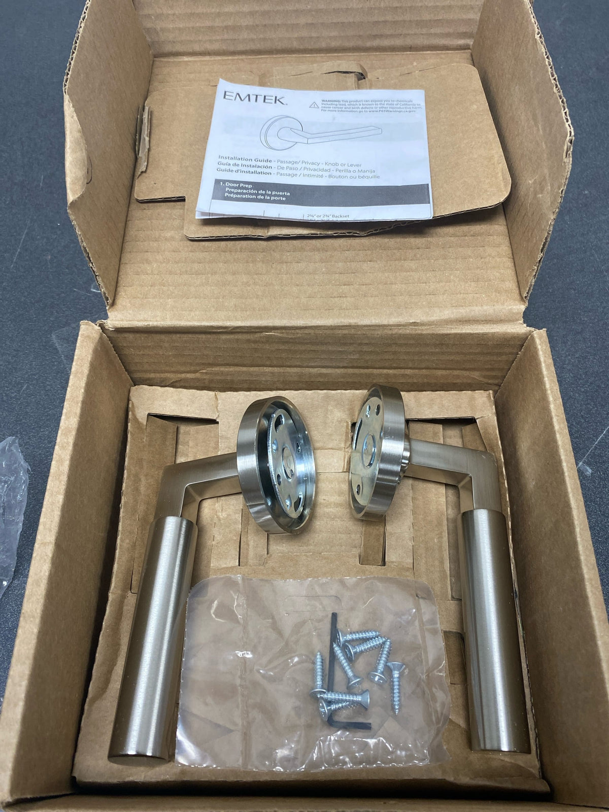 Emtek 5059HECUS15LH Hercules Left Handed Non-Turning Two-Sided Dummy Door Lever Set with Disk Rose from the Brass Modern Collection - Satin Nickel