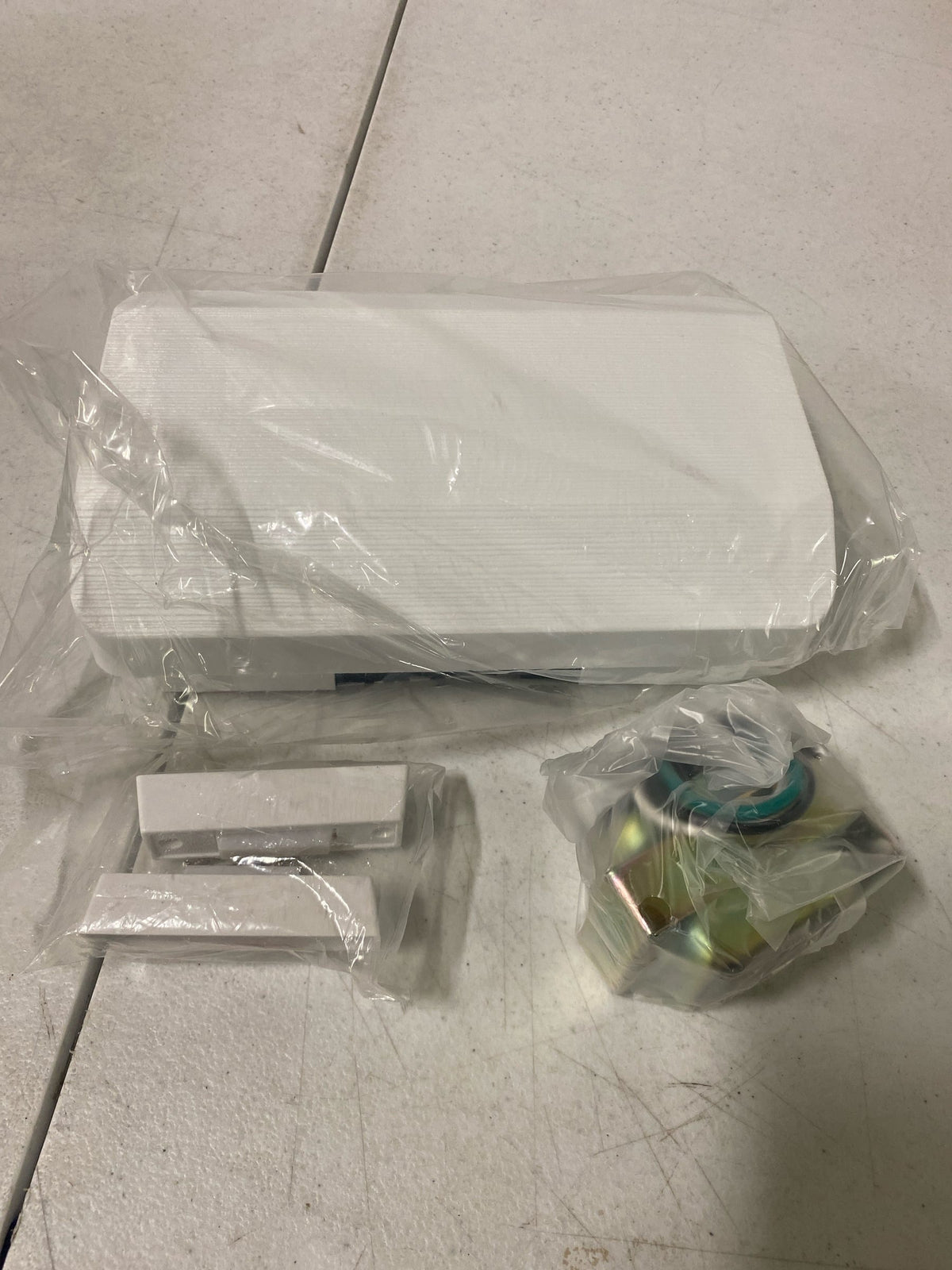 Quorum International 101-2-6 Single Story / Front and Side Door Chime Kit with White Plastic Covers - White