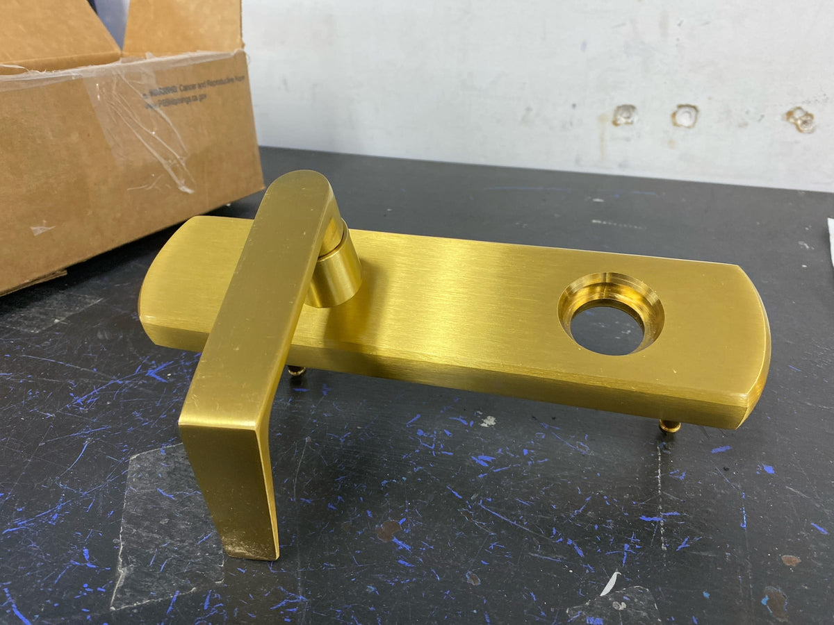 Von Duprin 996LNLM3RHR Right Hand Reverse 06 Lever Night Latch Trim for 98 / 99 Mortise - Bright Brass