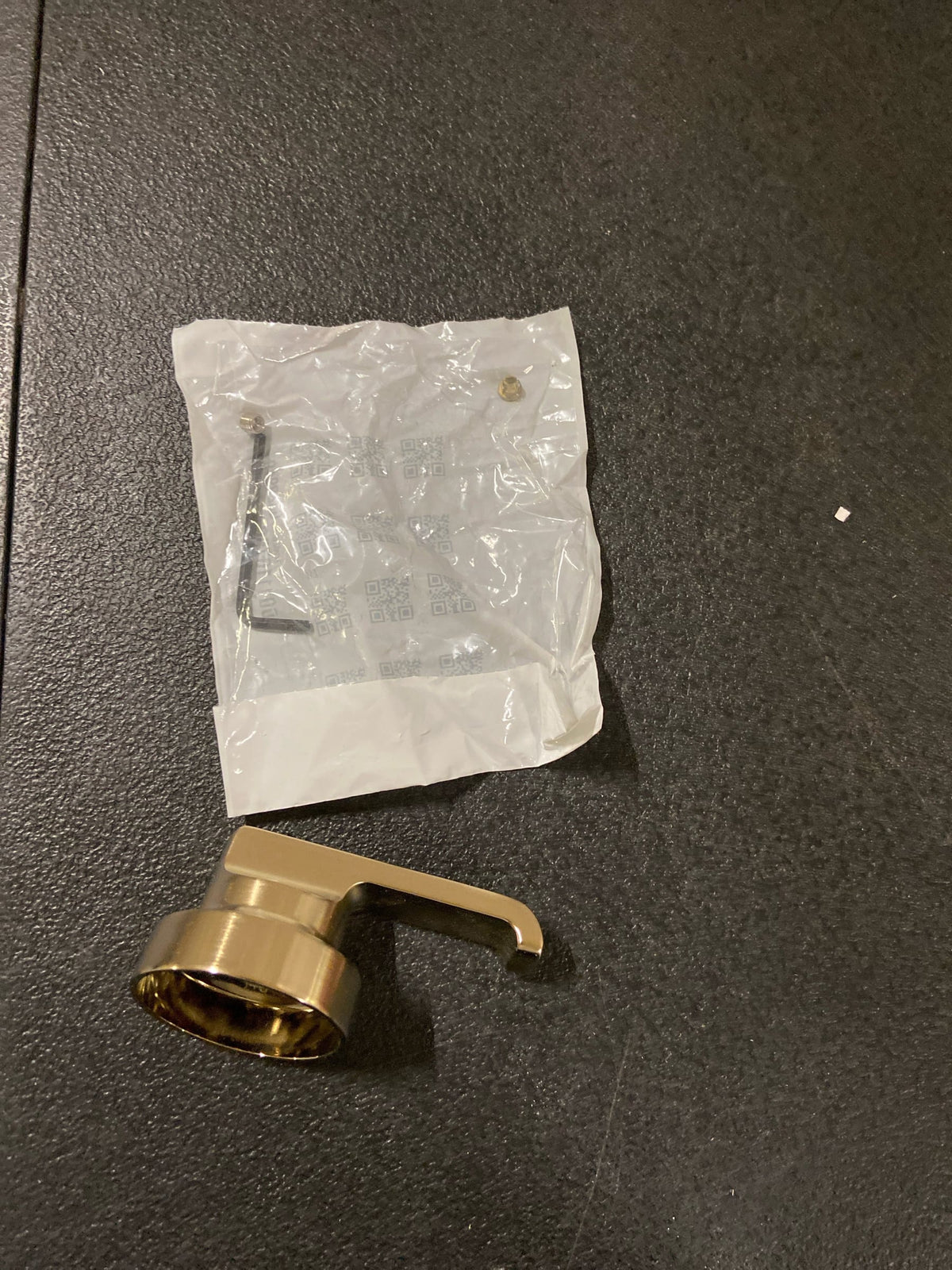 Delta H589CZ-PR Tetra Floor Mount Tub Filler Handle - Lever - Lumicoat Champagne Bronze