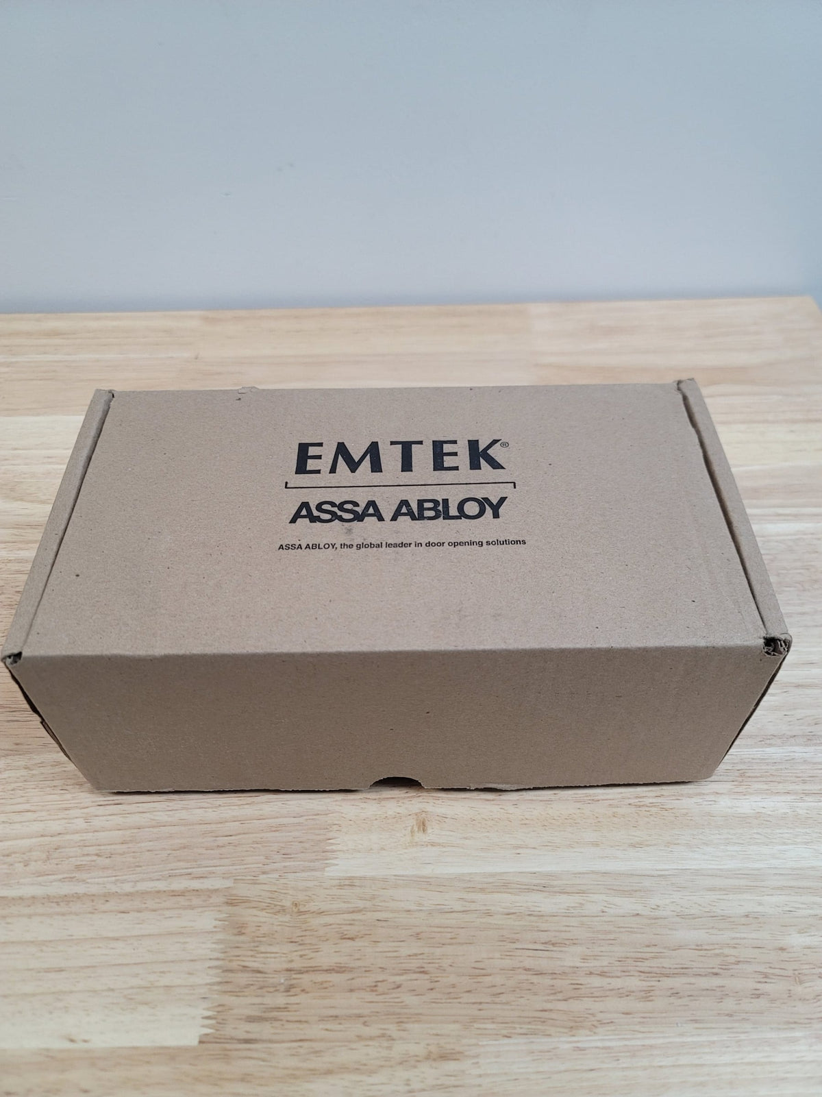 Emtek 5442MB 10 Inch Stretto Rectangular Single Cylinder Keyed Sideplate Entry Set from the Sandcast Bronze Collection - Medium Bronze