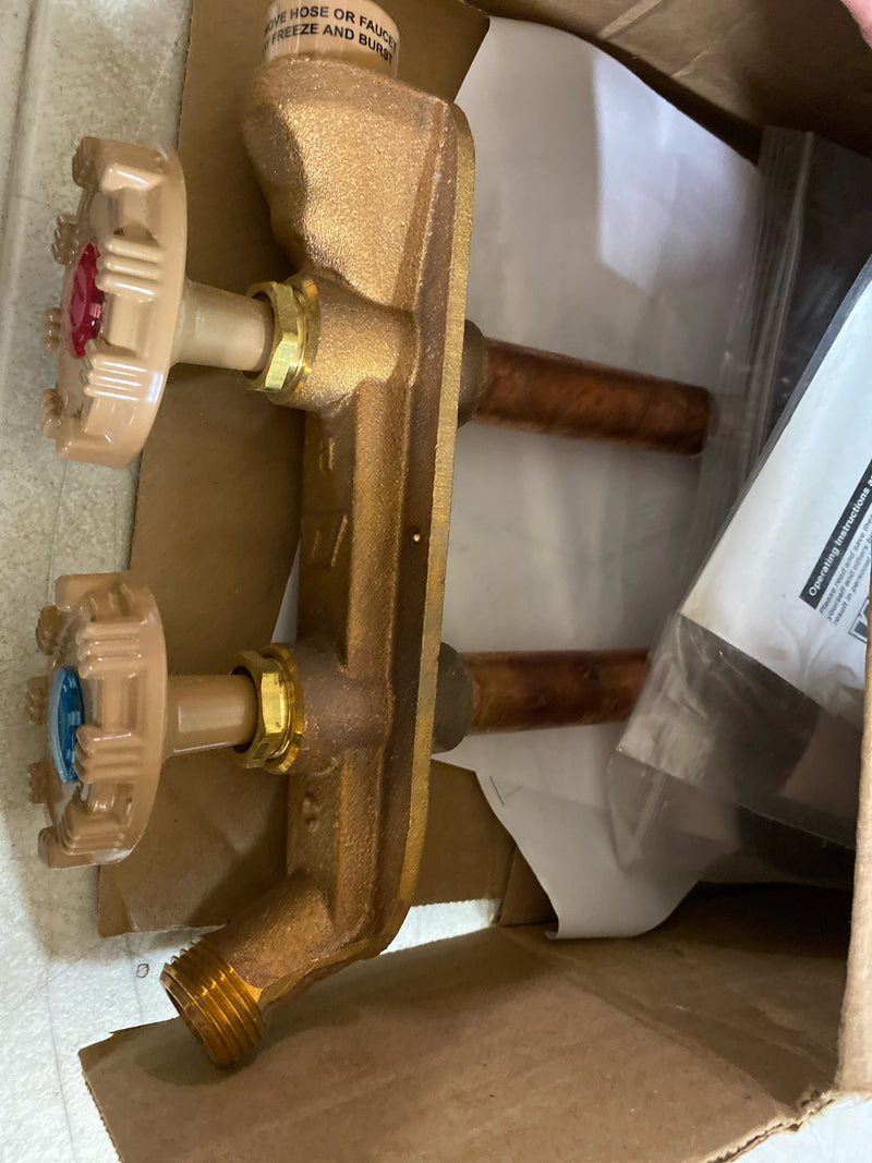 Woodford V22PX-4-MH Vertical Hot and Cold Wall Faucet